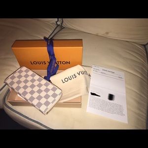 2021 Louis Vuitton Clémence Azur Wallet